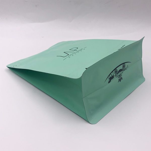Eight-sided sealed coffee packaging bag