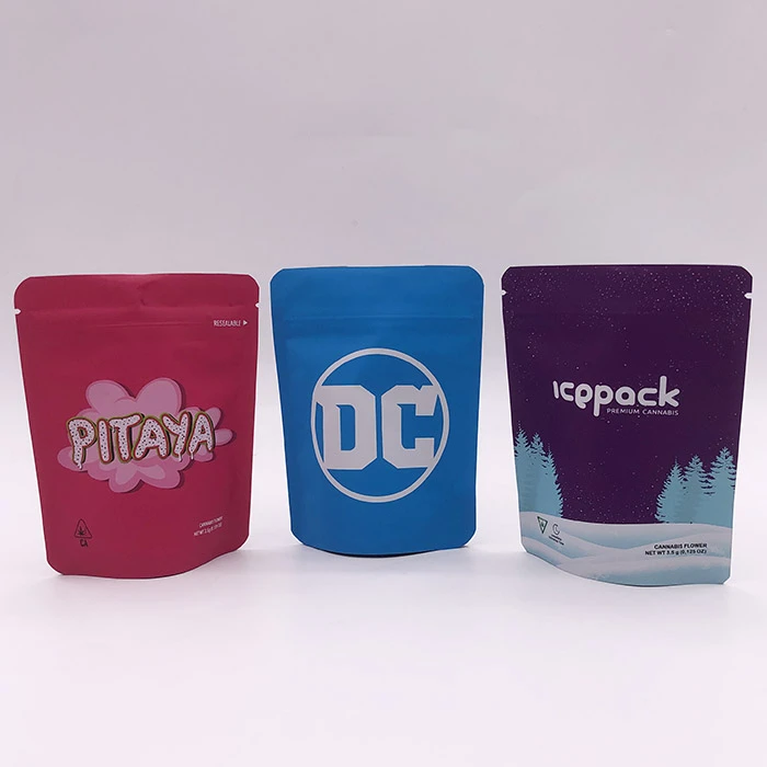 Child-Resistant Zipper Foil Bag Display